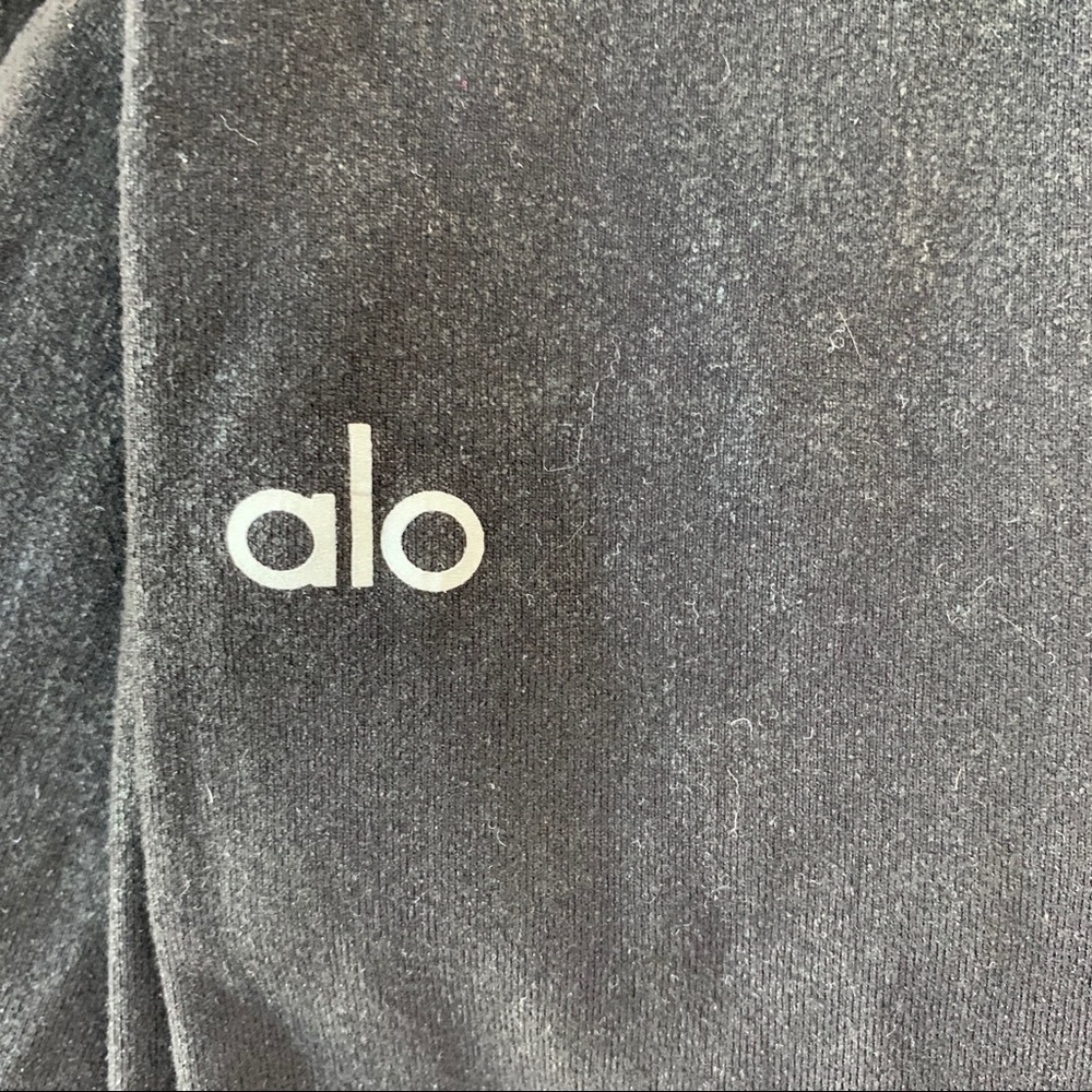 Alo Yoga Airbrush faux leather leggings - Picture 4 of 9